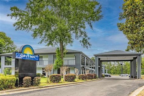 days inn wyndham pensacola west.